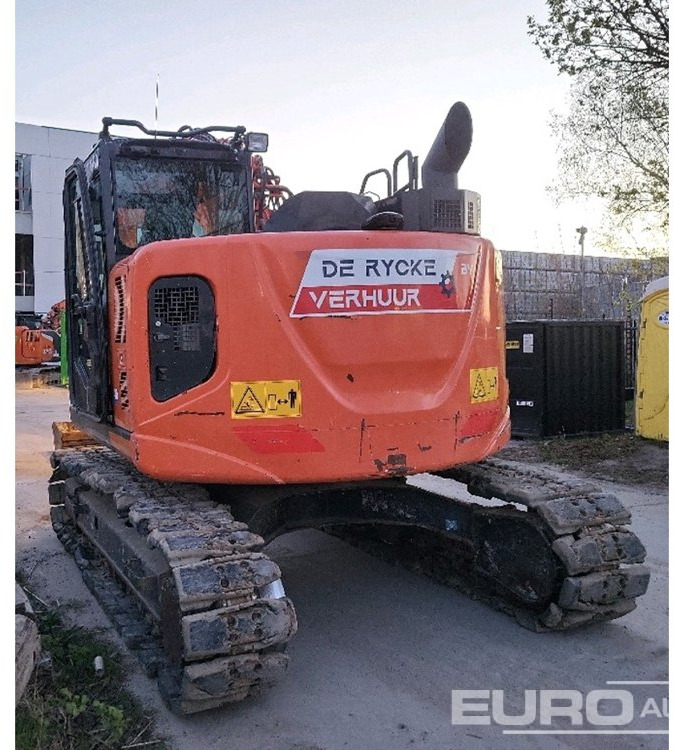 2017 Hitachi ZX135US-6 - Гусеничный экскаватор: фото 1 2017 Hitachi ZX135US-6 - Гусеничный экскаватор: фото 1