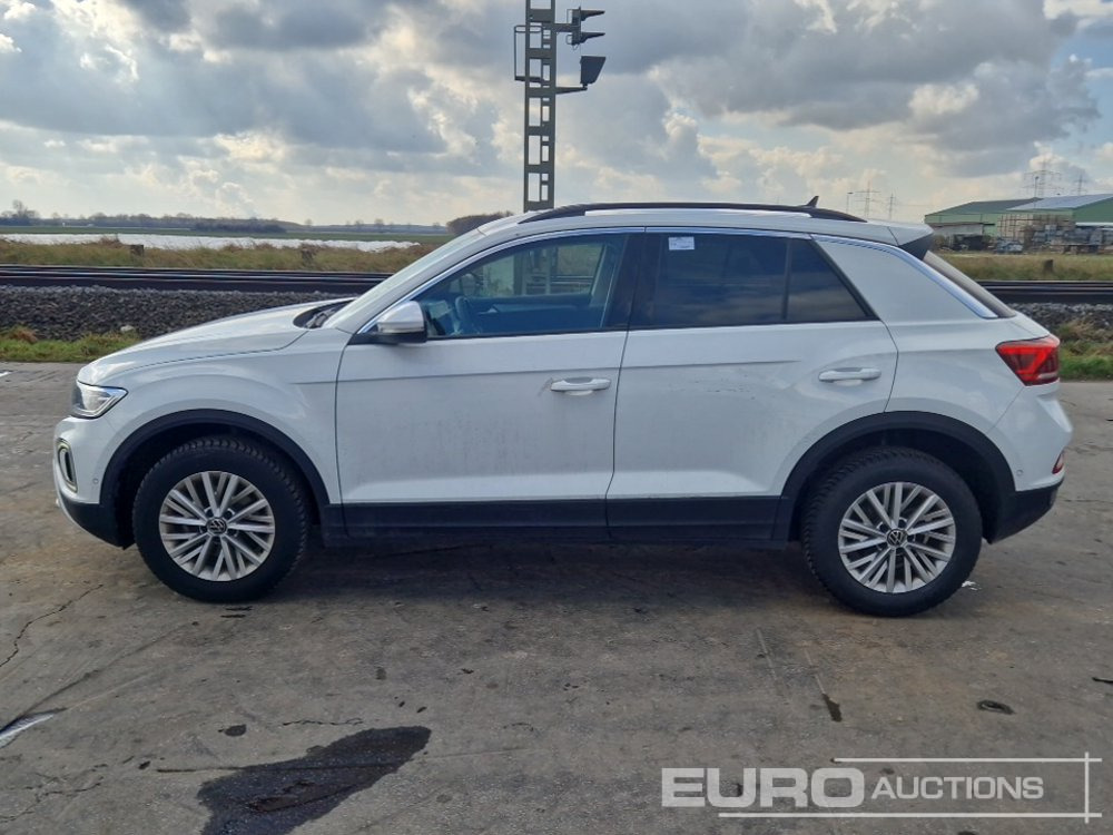 2024 Volkswagen T-Roc - Внедорожник: фото 2 2024 Volkswagen T-Roc - Внедорожник: фото 2