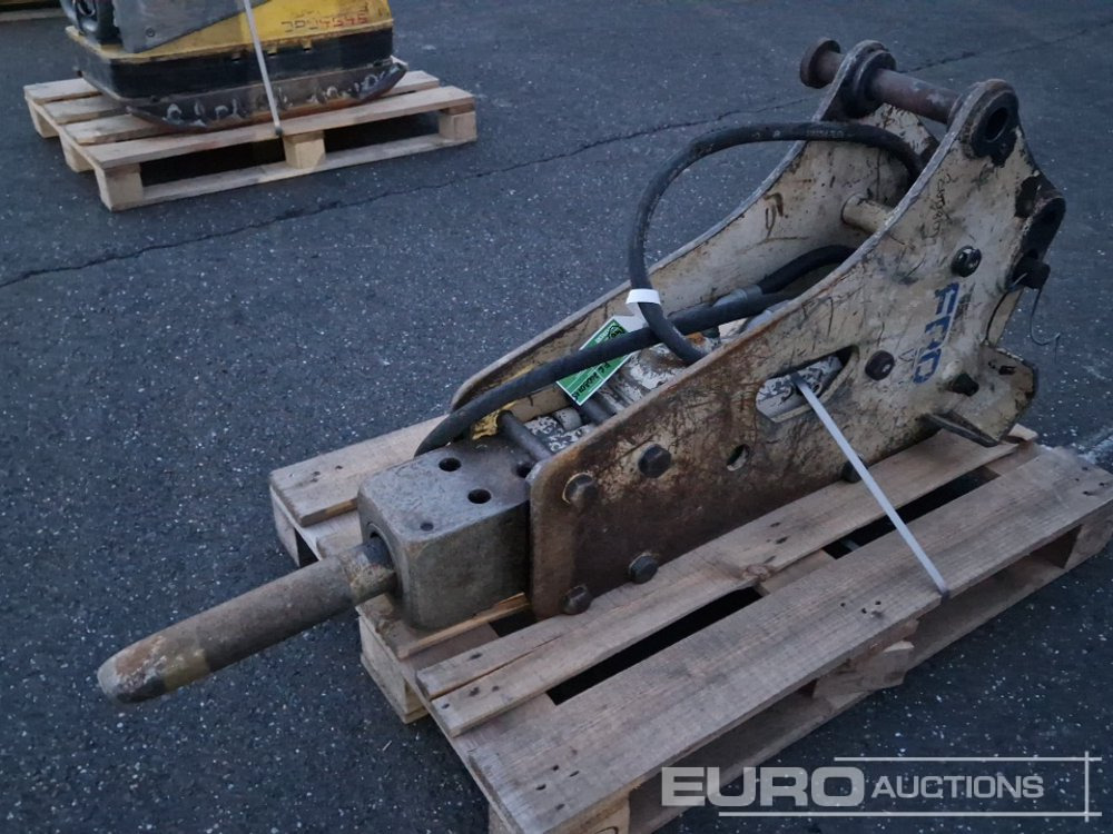 Furukawa F6BHL Hydraulic Breaker to suit Mini Excavator - Гидромолот: фото 1 Furukawa F6BHL Hydraulic Breaker to suit Mini Excavator - Гидромолот: фото 1
