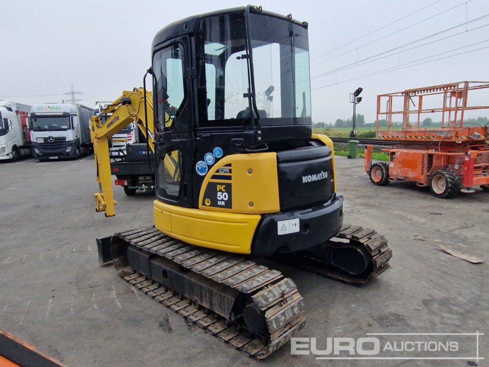 Komatsu PC50 MR-2 - Мини-экскаватор: фото 3 Komatsu PC50 MR-2 - Мини-экскаватор: фото 3