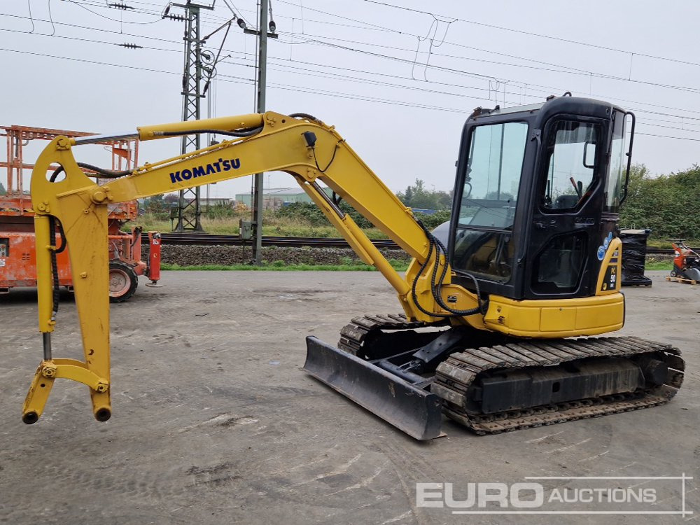 Komatsu PC50 MR-2 - Мини-экскаватор: фото 1 Komatsu PC50 MR-2 - Мини-экскаватор: фото 1