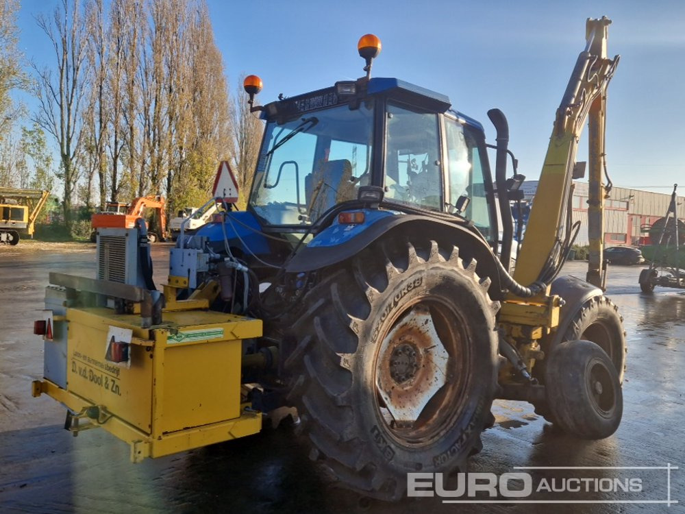New Holland TS100 - Трактор: фото 5 New Holland TS100 - Трактор: фото 5