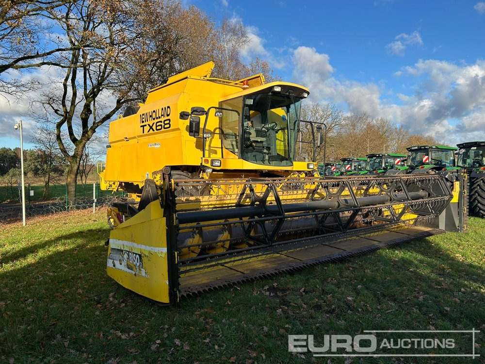 New Holland TX68 Plus - Зерноуборочный комбайн: фото 2 New Holland TX68 Plus - Зерноуборочный комбайн: фото 2