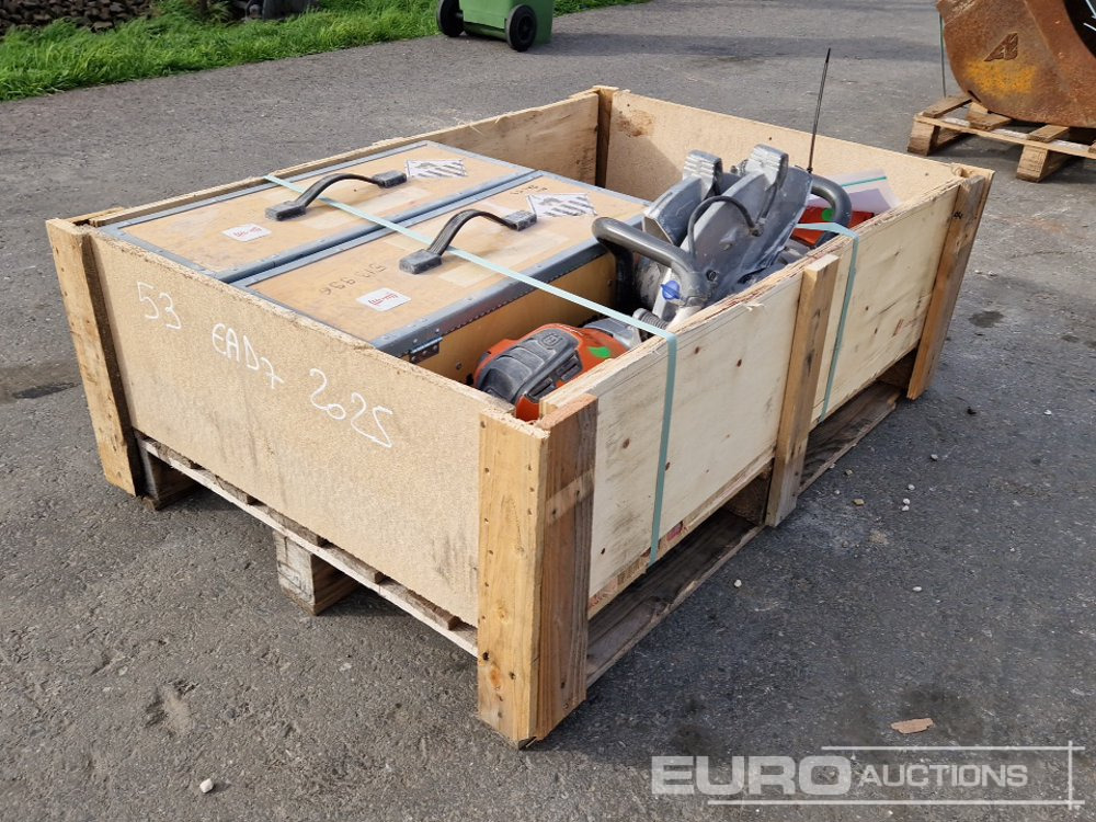 Pallet of Husqvarna Quickcut Saws, Battery Power Kit - Асфальтоукладочная техника: фото 3 Pallet of Husqvarna Quickcut Saws, Battery Power Kit - Асфальтоукладочная техника: фото 3