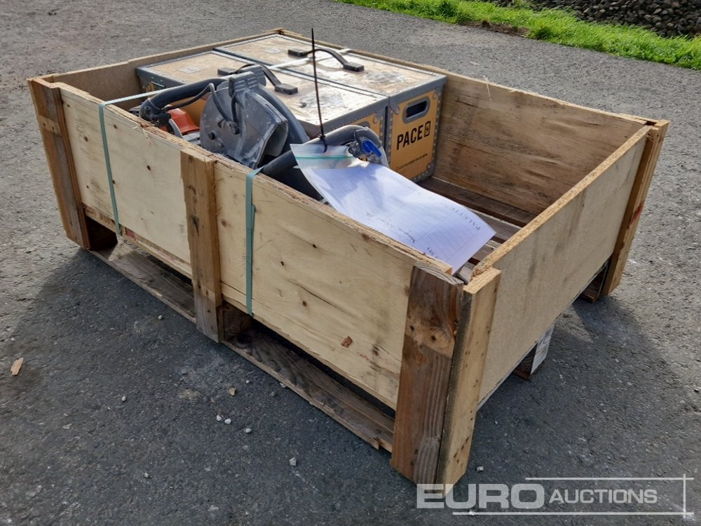 Pallet of Husqvarna Quickcut Saws, Battery Power Kit - Асфальтоукладочная техника: фото 4 Pallet of Husqvarna Quickcut Saws, Battery Power Kit - Асфальтоукладочная техника: фото 4