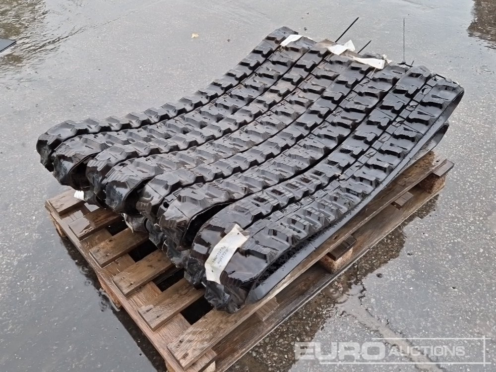 Pallet of Rubber Tracks 180x72x31 (8 of) - Гусеница для Строительной техники: фото 1 Pallet of Rubber Tracks 180x72x31 (8 of) - Гусеница для Строительной техники: фото 1
