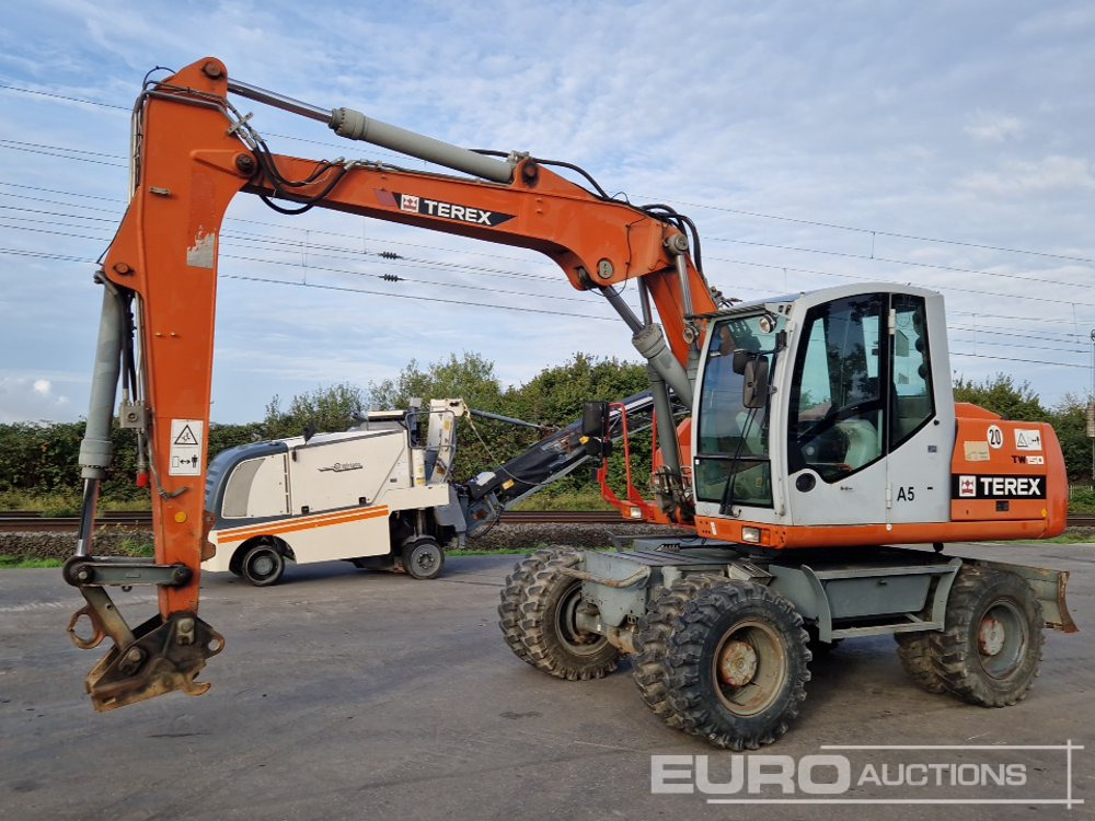 Terex TW150 - Колёсный экскаватор: фото 1 Terex TW150 - Колёсный экскаватор: фото 1