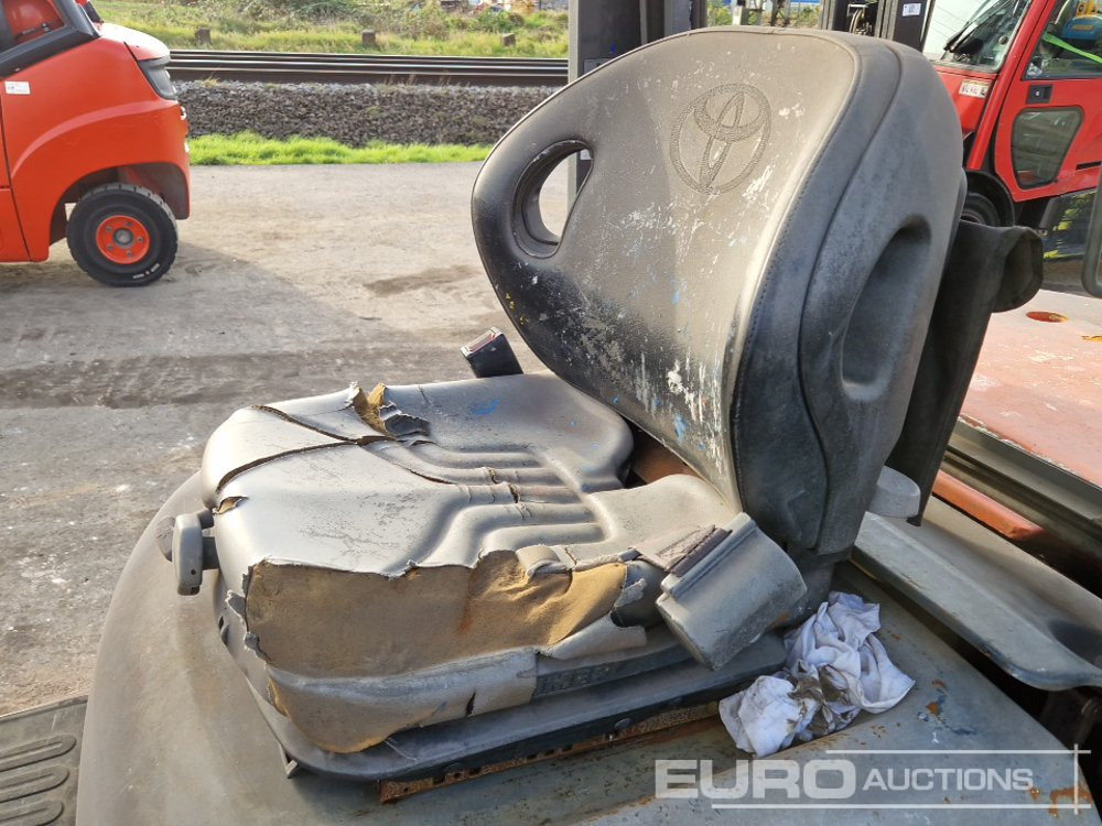 Вилочный погрузчик Toyota 02-7FDFJ35: фото 22