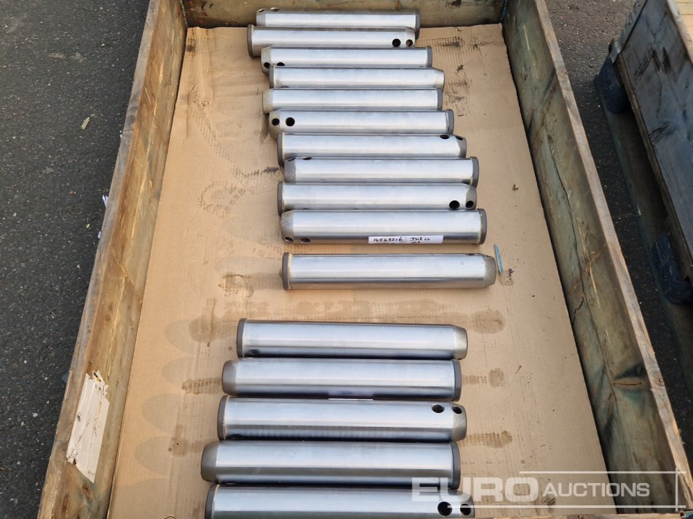 Unused Bucket Pins D65mm, 329mm Long (16 of) to suit Volvo EC140E, ECR145E - Ковш: фото 3 Unused Bucket Pins D65mm, 329mm Long (16 of) to suit Volvo EC140E, ECR145E - Ковш: фото 3