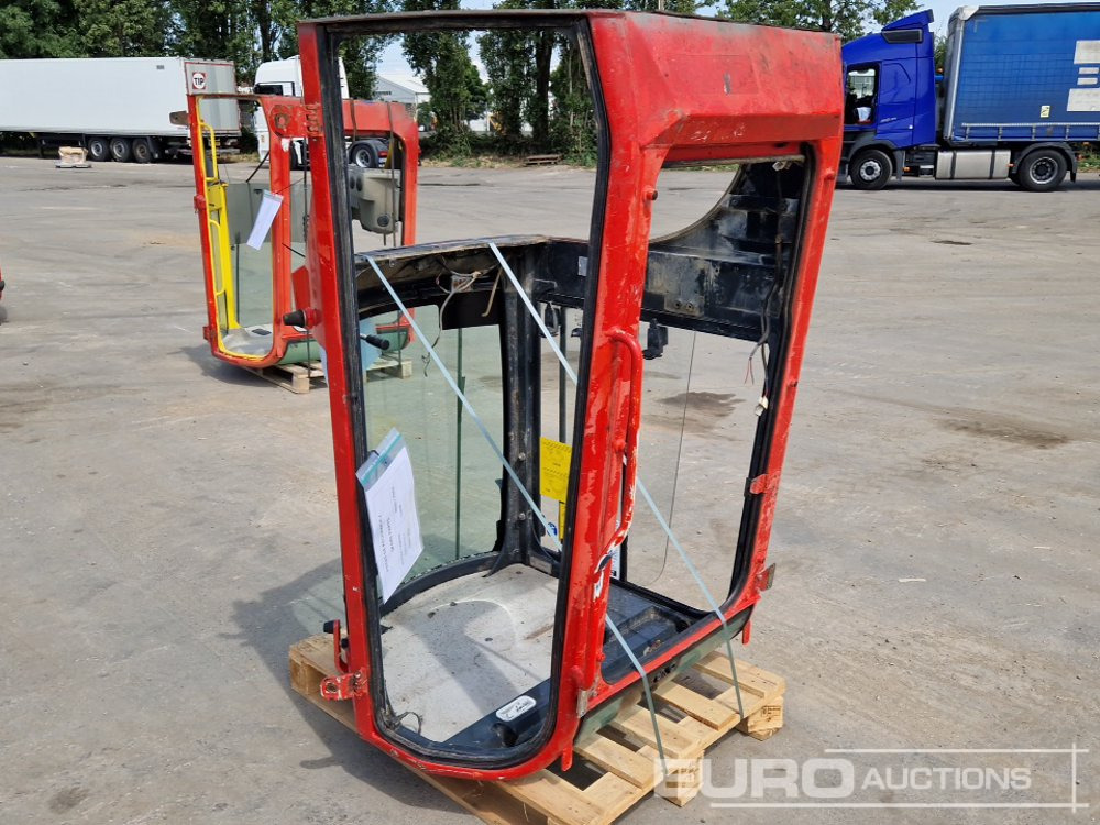 Cabin to suit Yanmar VIO25-4 - Запчасти для Экскаваторов: фото 1 Cabin to suit Yanmar VIO25-4 - Запчасти для Экскаваторов: фото 1