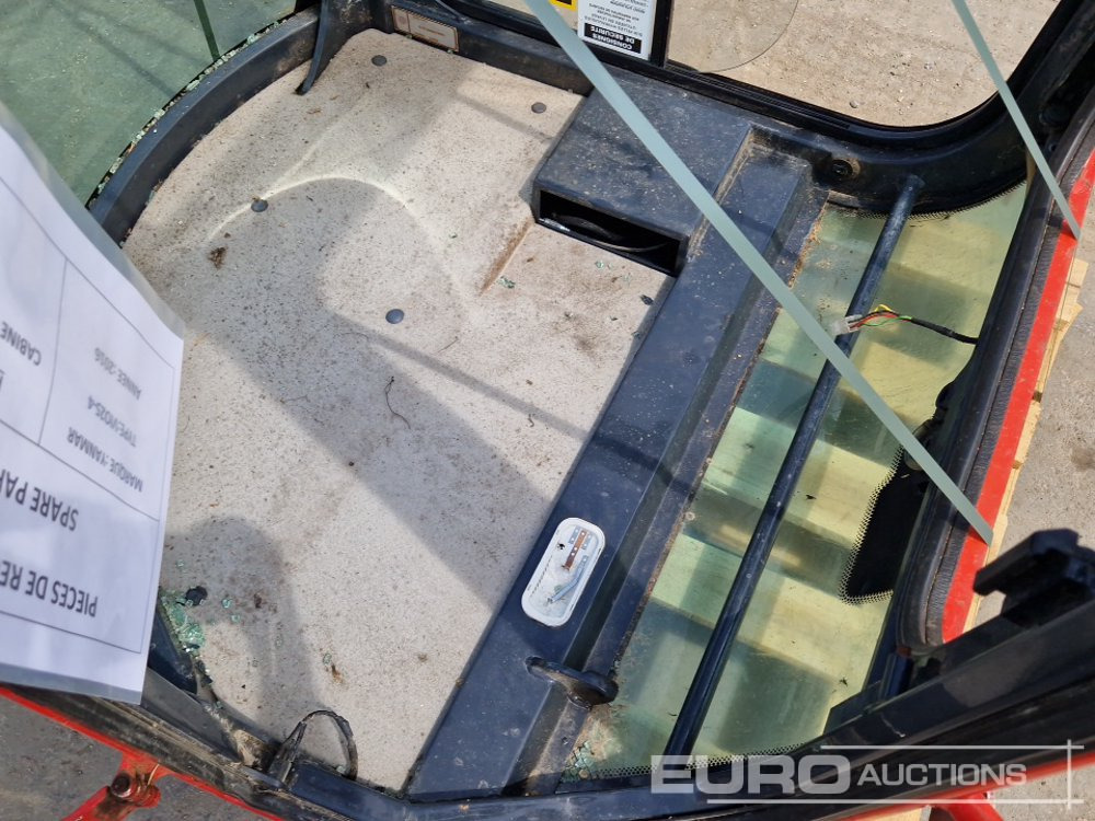 Cabin to suit Yanmar VIO25-4 - Запчасти для Экскаваторов: фото 5 Cabin to suit Yanmar VIO25-4 - Запчасти для Экскаваторов: фото 5