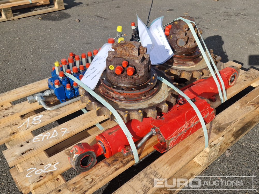 Spare Parts, Final Drive (2 of) Hydraulic Pump, Hydraulic Block, Cylinder to suit Volvo ECR25D - Запчасти для Экскаваторов: фото 2 Spare Parts, Final Drive (2 of) Hydraulic Pump, Hydraulic Block, Cylinder to suit Volvo ECR25D - Запчасти для Экскаваторов: фото 2