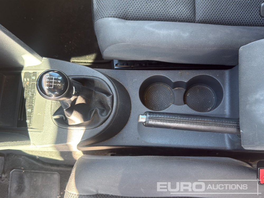 Легковой автомобиль 2015 Volkswagen Touran: фото 16 Легковой автомобиль 2015 Volkswagen Touran: фото 16