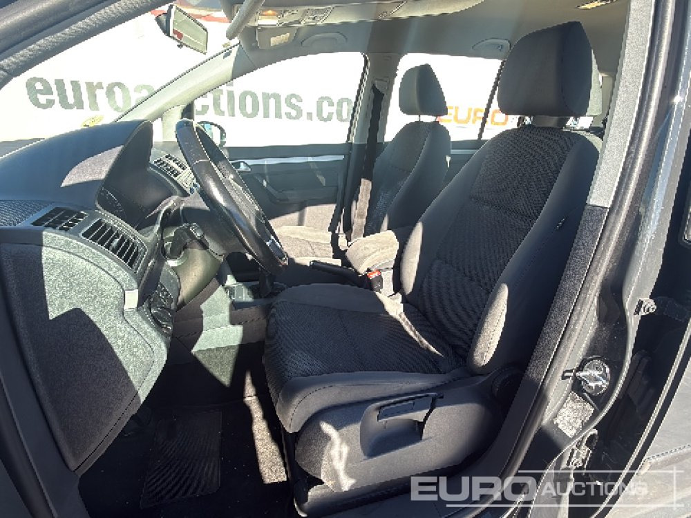 Легковой автомобиль 2015 Volkswagen Touran: фото 17 Легковой автомобиль 2015 Volkswagen Touran: фото 17