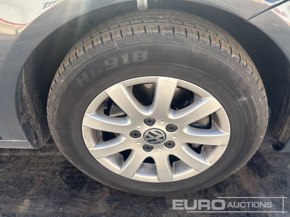 Легковой автомобиль 2015 Volkswagen Touran: фото 11 Легковой автомобиль 2015 Volkswagen Touran: фото 11