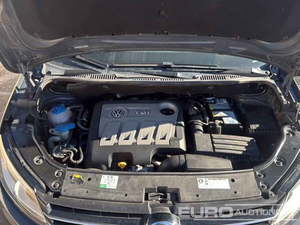 Легковой автомобиль 2015 Volkswagen Touran: фото 20 Легковой автомобиль 2015 Volkswagen Touran: фото 20