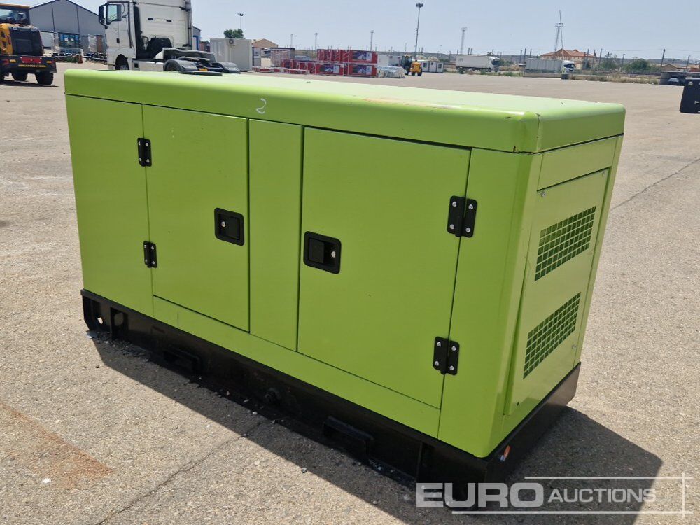 Compal Power VG-R30 - Электрогенератор: фото 5 Compal Power VG-R30 - Электрогенератор: фото 5