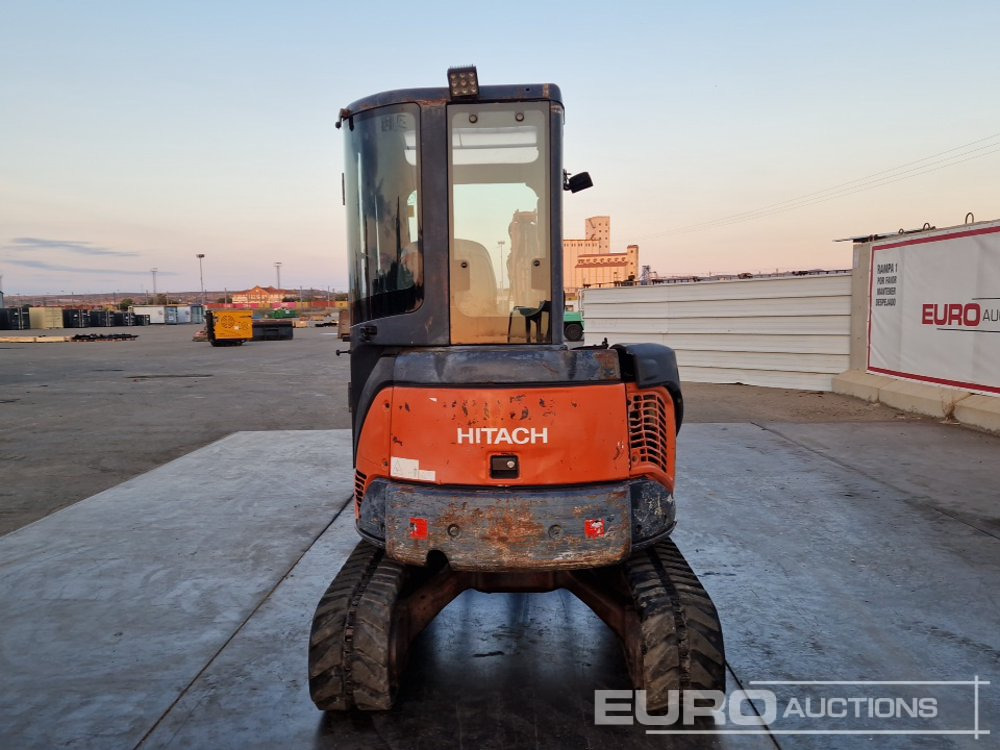 Hitachi ZX30U-2 - Мини-экскаватор: фото 4 Hitachi ZX30U-2 - Мини-экскаватор: фото 4
