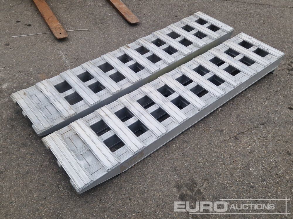 Loading Ramps - Строительное оборудование: фото 3 Loading Ramps - Строительное оборудование: фото 3