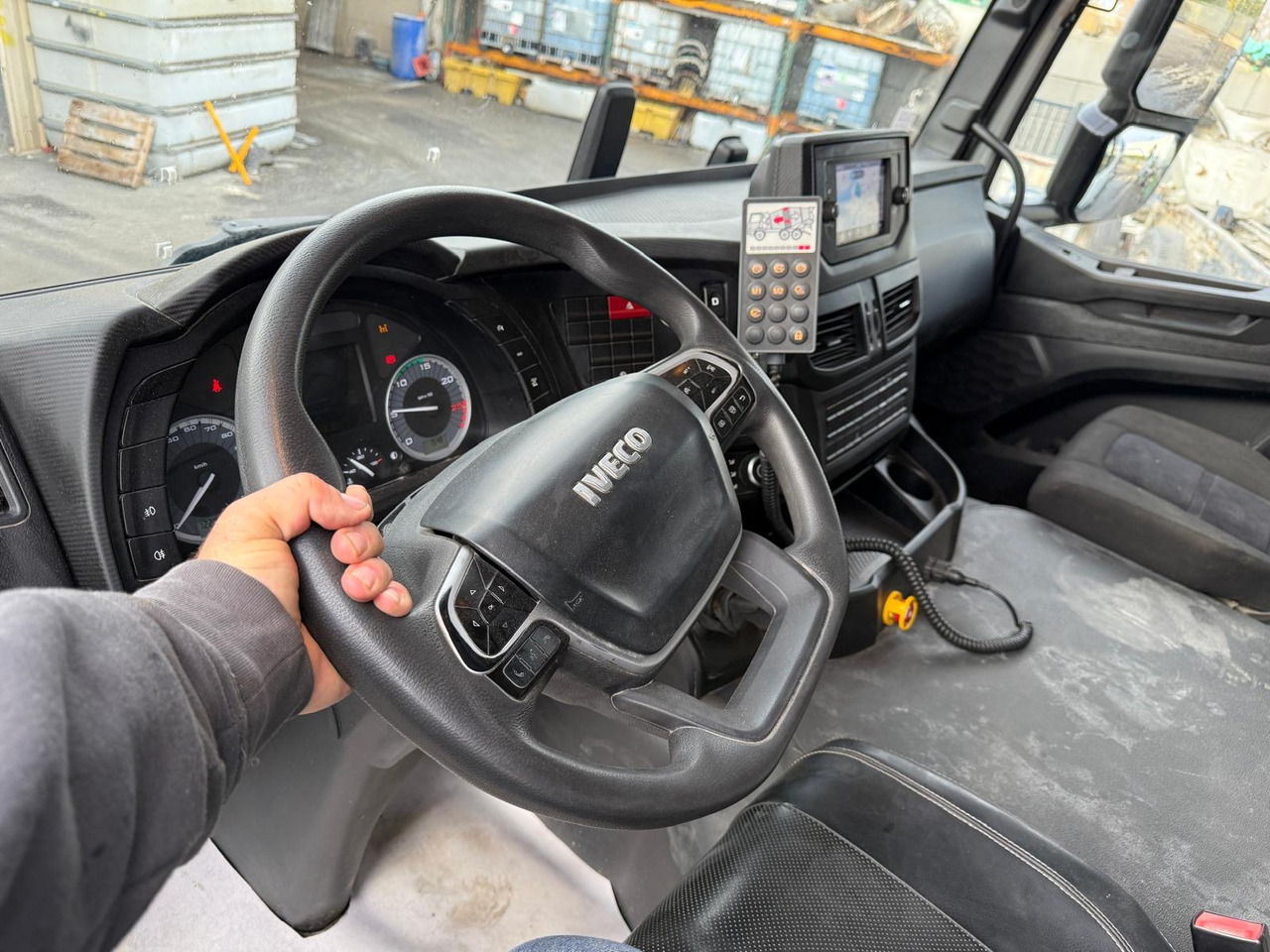 Автобетоносмеситель Camion béton Iveco XWay 420 GE-774-AL: фото 11