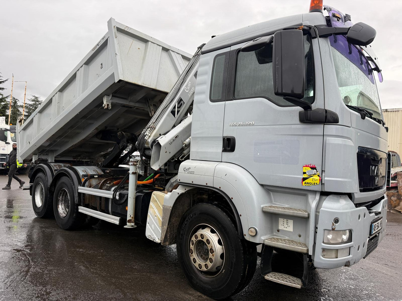 Camion porteur grue bi-benne MAN TGS 26.320 AB-504-HR - Самосвал, Автоманипулятор: фото 5 Camion porteur grue bi-benne MAN TGS 26.320 AB-504-HR - Самосвал, Автоманипулятор: фото 5