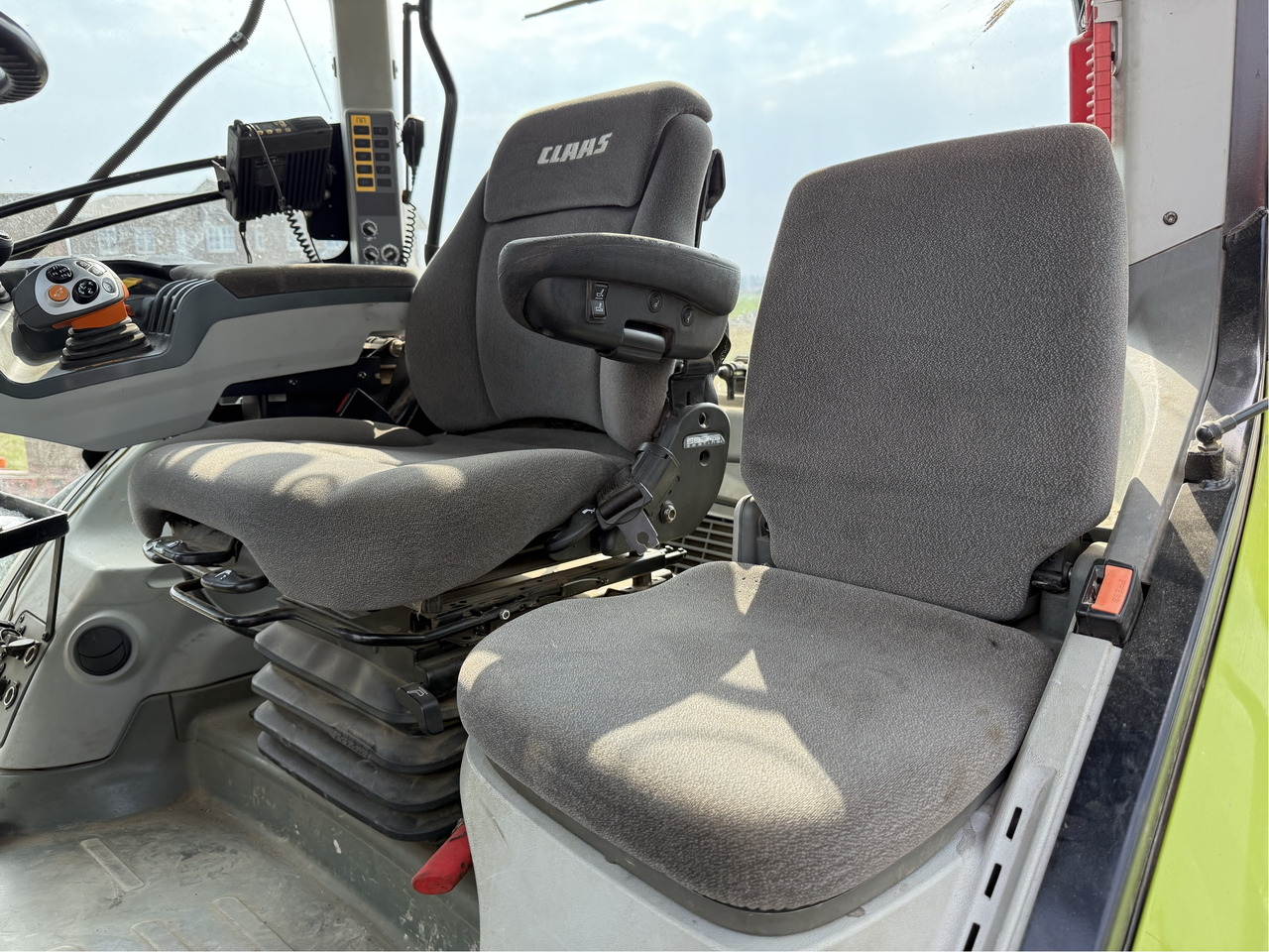 Claas Axion 960 C-Matic CEBIS - Трактор: фото 2 Claas Axion 960 C-Matic CEBIS - Трактор: фото 2