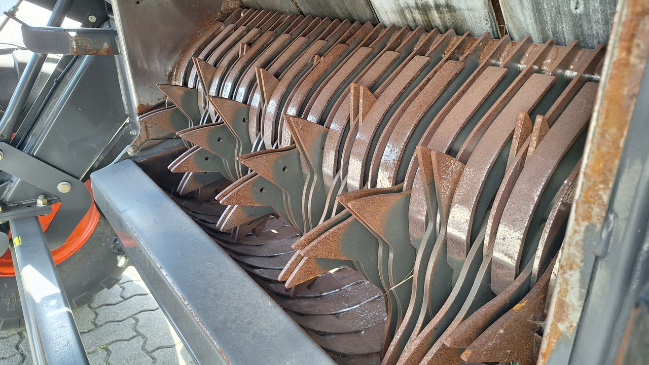 Claas Variant 485 RC - Техника для сенозаготовки: фото 5 Claas Variant 485 RC - Техника для сенозаготовки: фото 5