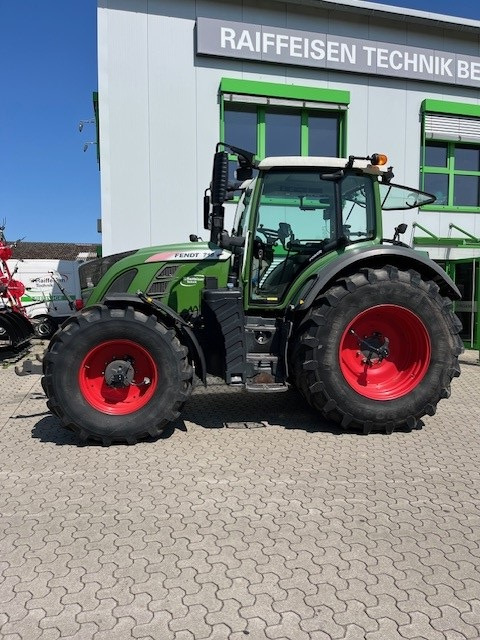 Fendt 718 V S4 - Трактор: фото 1 Fendt 718 V S4 - Трактор: фото 1