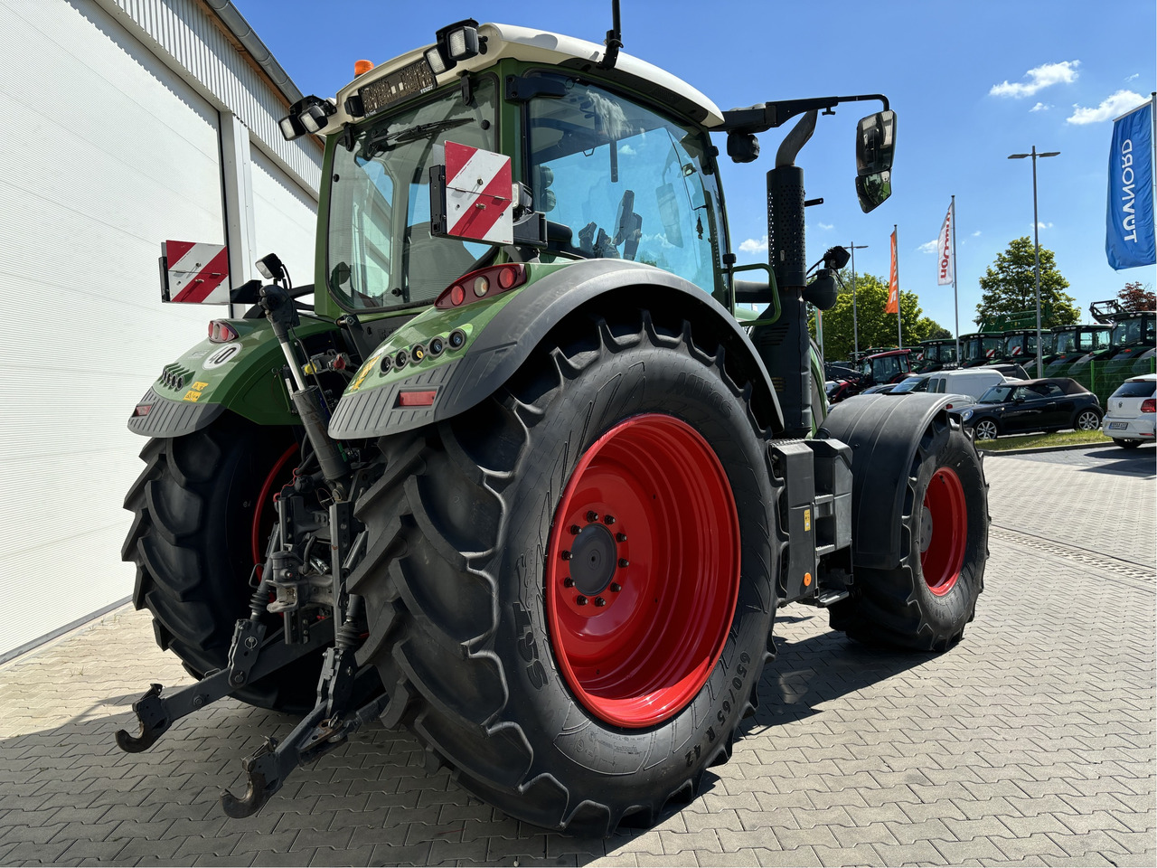 Fendt 718 Vario S4 - Трактор: фото 4 Fendt 718 Vario S4 - Трактор: фото 4