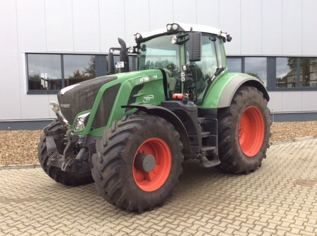 Fendt 824 Vario S4 Profi - Трактор: фото 1 Fendt 824 Vario S4 Profi - Трактор: фото 1