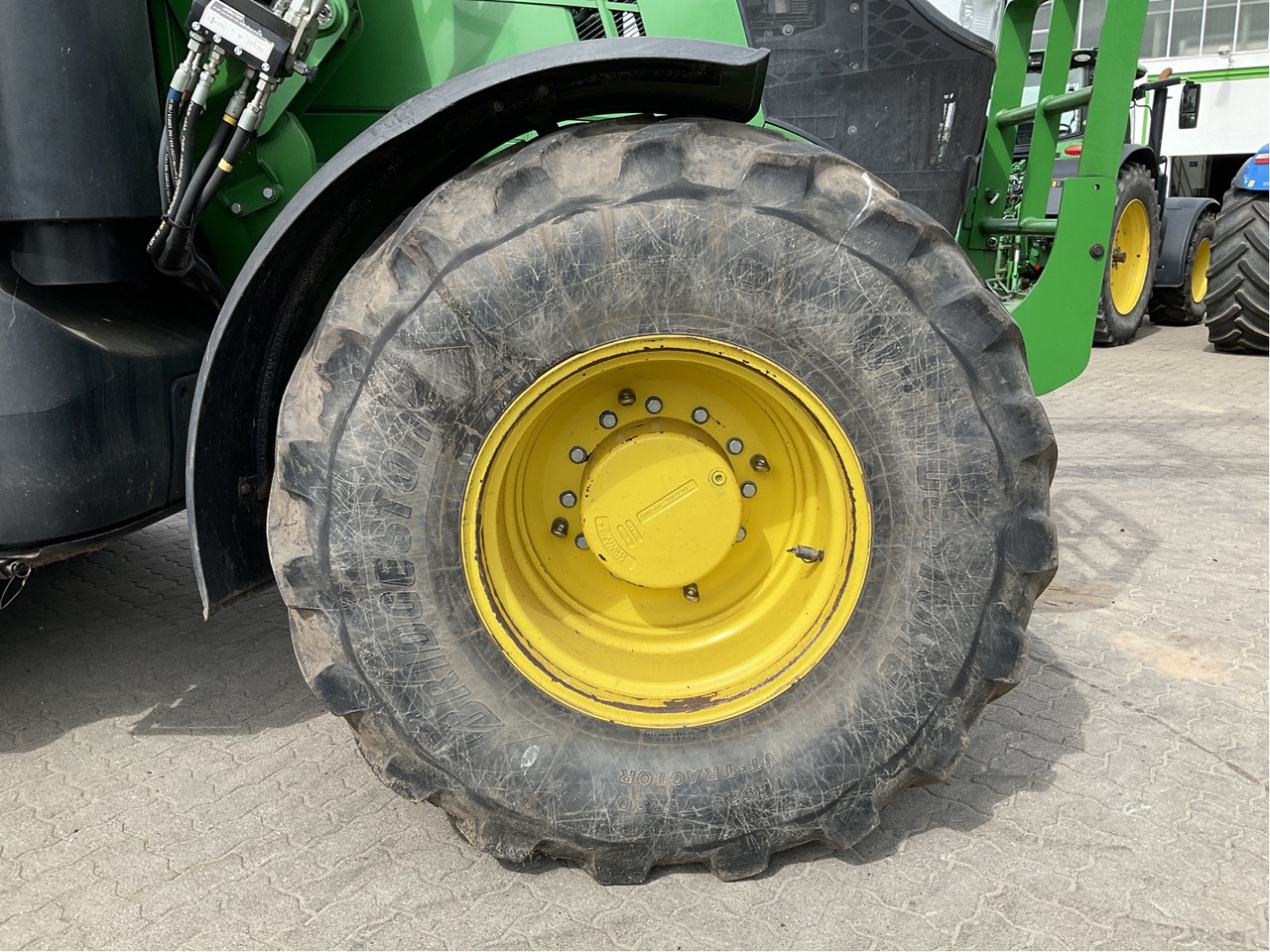 John Deere 7310 R - Трактор: фото 4 John Deere 7310 R - Трактор: фото 4