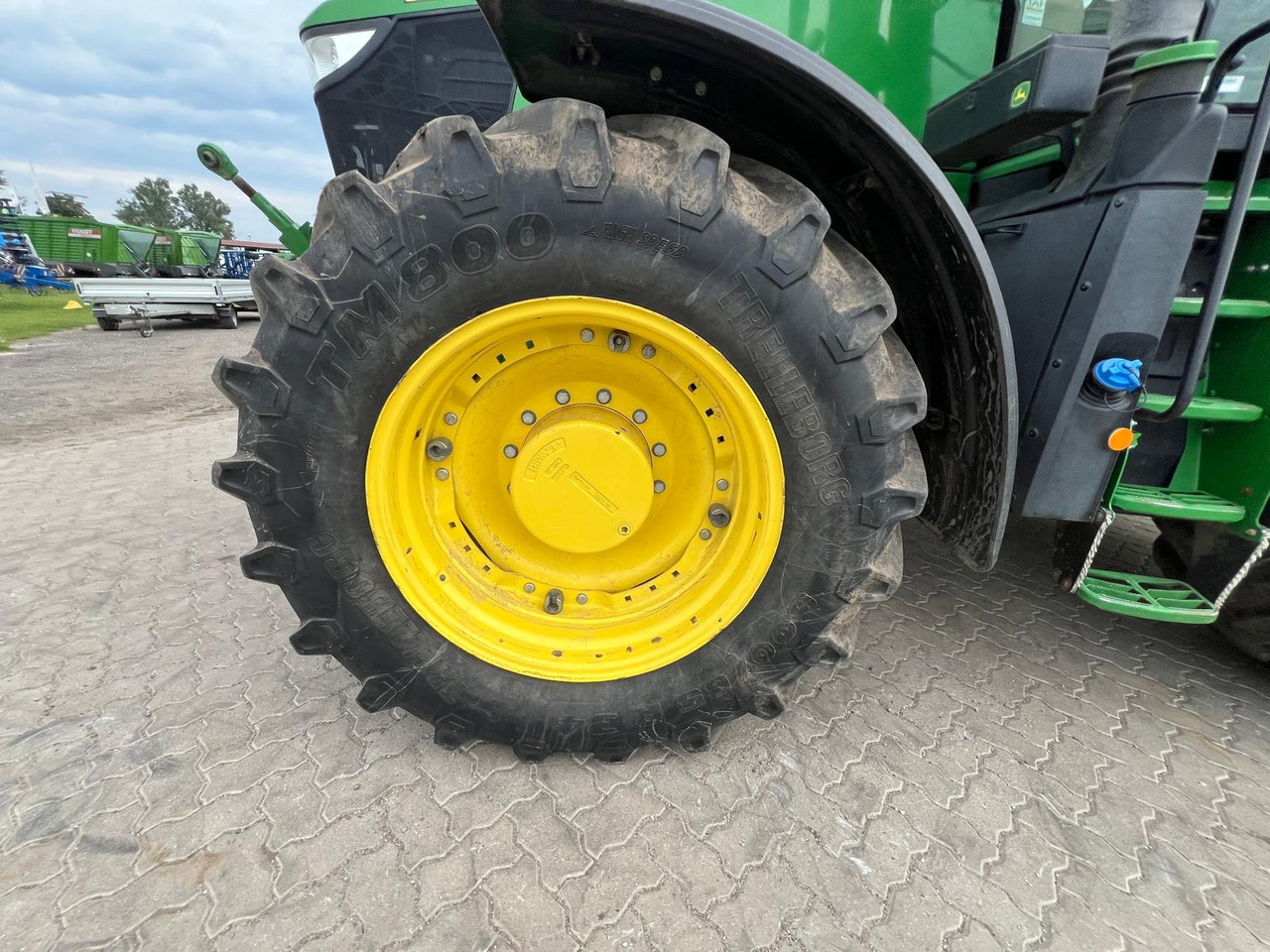 John Deere 7310 R - Трактор: фото 4 John Deere 7310 R - Трактор: фото 4
