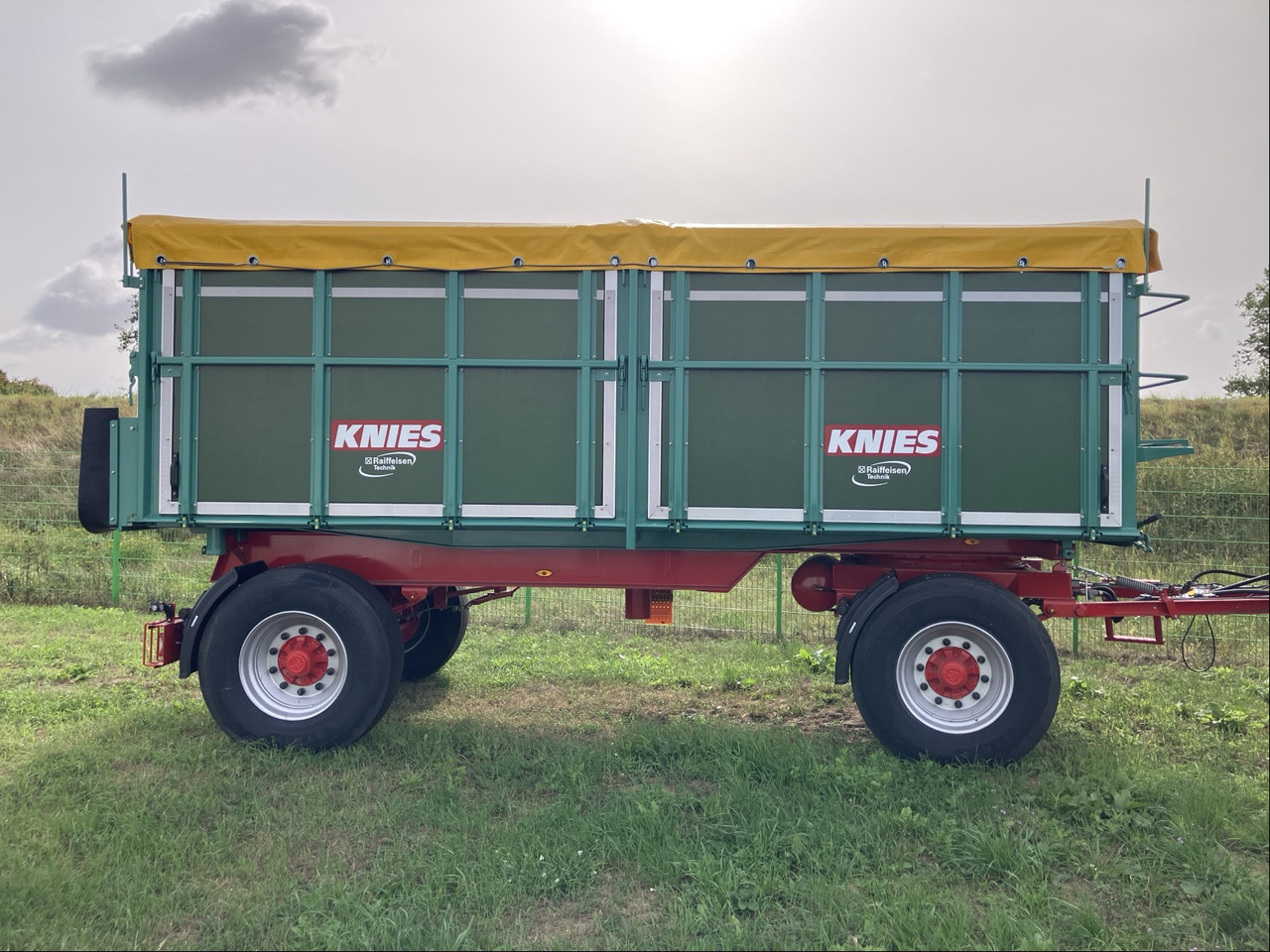 Knies KD 180 - Самосвал: фото 1 Knies KD 180 - Самосвал: фото 1