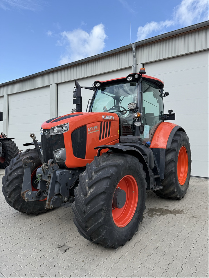 Kubota M 7151 KVT - Трактор: фото 1 Kubota M 7151 KVT - Трактор: фото 1