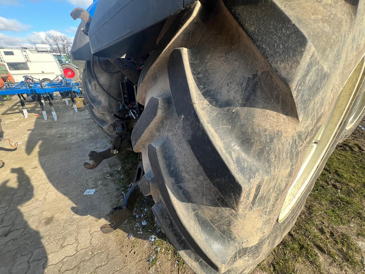 New Holland T7.315 - Трактор: фото 4 New Holland T7.315 - Трактор: фото 4