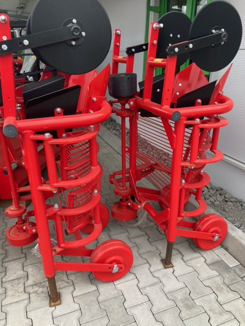 Tehnos IK 1D Kartoffelroder - Комбайн: фото 1 Tehnos IK 1D Kartoffelroder - Комбайн: фото 1