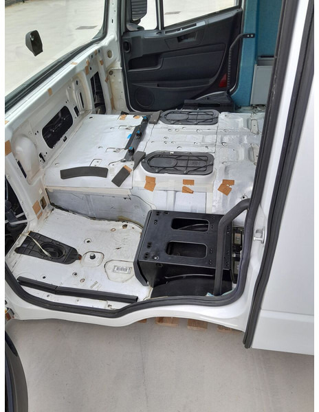 Новый Кабина и интерьер для Грузовиков Iveco Trakker E6: фото 10