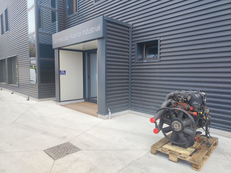 Mercedes-Benz ATEGO OM906LA-V - Двигатель для Грузовиков: фото 1 Mercedes-Benz ATEGO OM906LA-V - Двигатель для Грузовиков: фото 1