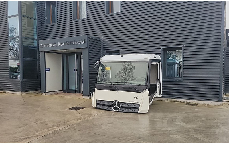Mercedes-Benz Arocs - Actros Classicspace - Кабина и интерьер для Грузовиков: фото 3 Mercedes-Benz Arocs - Actros Classicspace - Кабина и интерьер для Грузовиков: фото 3