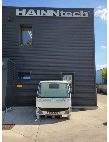 Mitsubishi Fuso FUSO S E6 2021-> - Кабина и интерьер для Грузовиков: фото 3 Mitsubishi Fuso FUSO S E6 2021-> - Кабина и интерьер для Грузовиков: фото 3