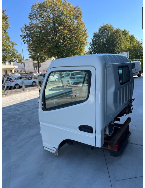 Mitsubishi S MODEL - Кабина и интерьер для Грузовиков: фото 3 Mitsubishi S MODEL - Кабина и интерьер для Грузовиков: фото 3