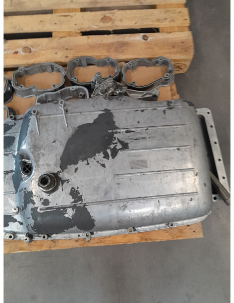 Scania DC 13 - Картер для Грузовиков: фото 4 Scania DC 13 - Картер для Грузовиков: фото 4