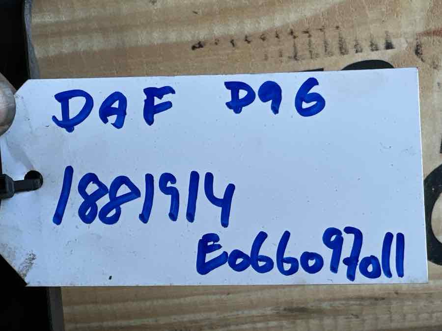 DAF WINDOW SYSTEM 1881914 - Кабина и интерьер для Грузовиков: фото 4 DAF WINDOW SYSTEM 1881914 - Кабина и интерьер для Грузовиков: фото 4