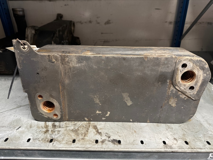 MAN OIL COOLER 81.32560-6105 - Коробка передач и запчасти для Грузовиков: фото 1 MAN OIL COOLER 81.32560-6105 - Коробка передач и запчасти для Грузовиков: фото 1
