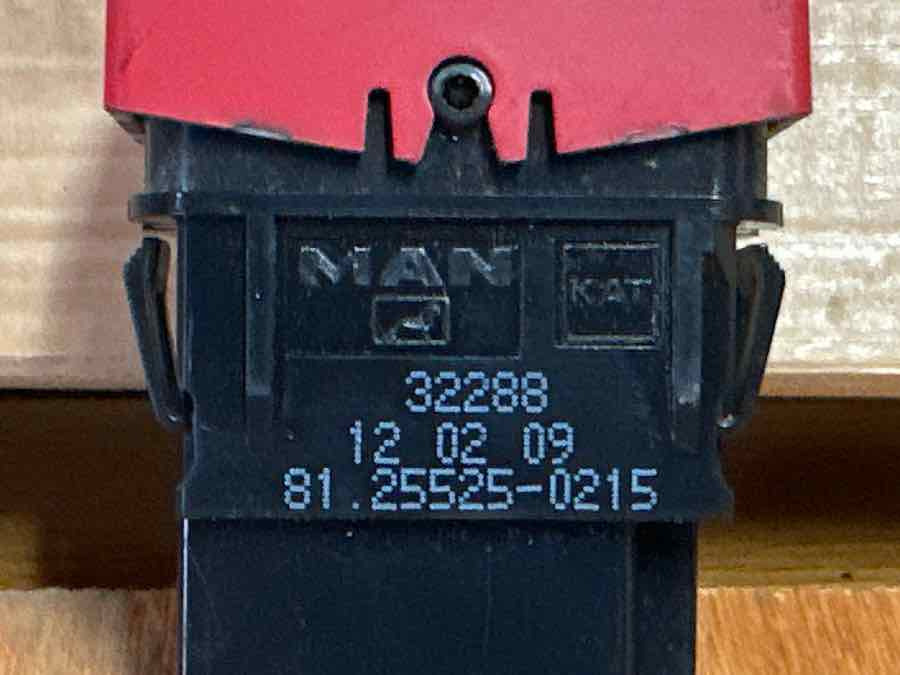 MAN SWITCH 81.25525-0215 - Электрическая система для Грузовиков: фото 3 MAN SWITCH 81.25525-0215 - Электрическая система для Грузовиков: фото 3