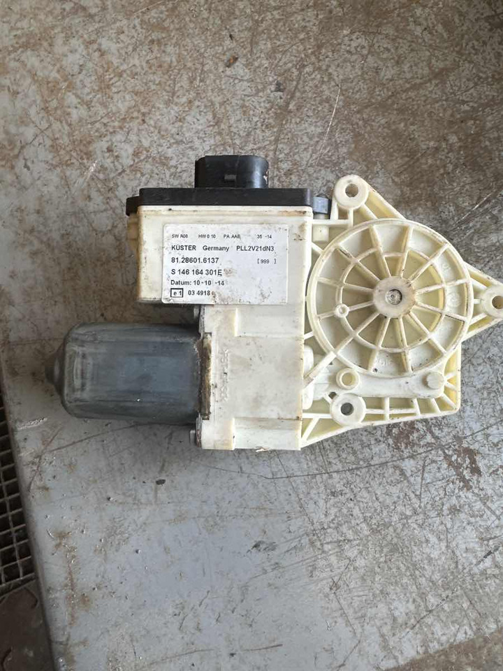 MAN WINDOW MOTOR 81.28601-6137 - Кабина и интерьер для Грузовиков: фото 1 MAN WINDOW MOTOR 81.28601-6137 - Кабина и интерьер для Грузовиков: фото 1