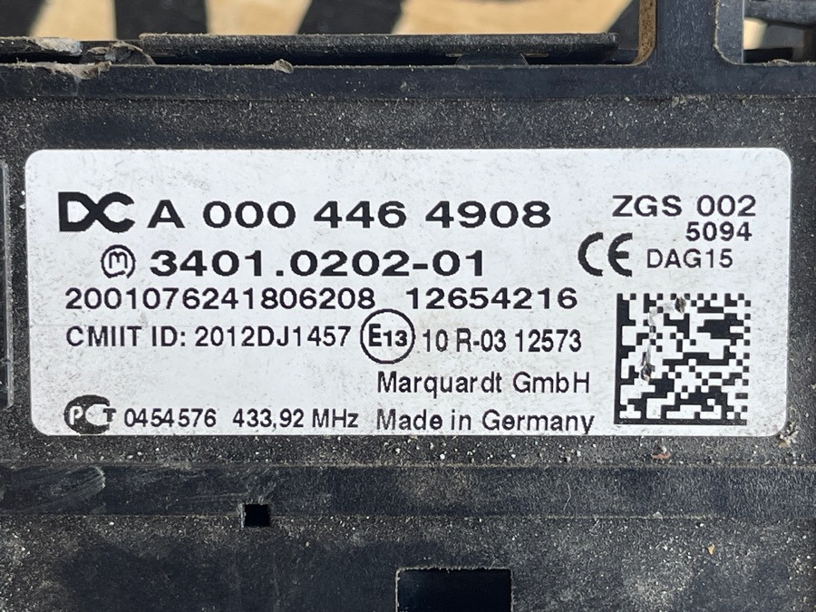 MERCEDES START / STOP A0004464908 - Кабина и интерьер для Грузовиков: фото 3 MERCEDES START / STOP A0004464908 - Кабина и интерьер для Грузовиков: фото 3