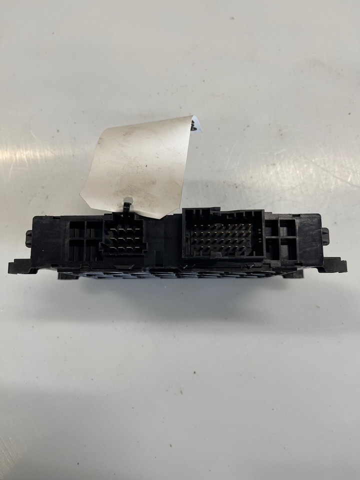 SCANIA ECU DCS 2718143 - Электрическая система для Грузовиков: фото 2 SCANIA ECU DCS 2718143 - Электрическая система для Грузовиков: фото 2