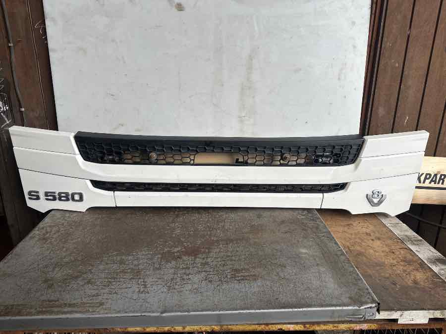 SCANIA NGR GRILL LOWER - Кузов и экстерьер для Грузовиков: фото 1 SCANIA NGR GRILL LOWER - Кузов и экстерьер для Грузовиков: фото 1