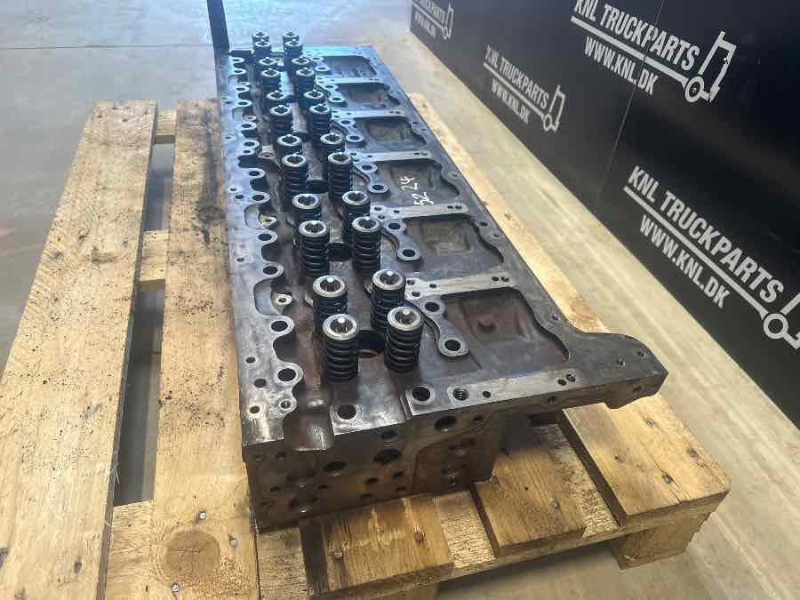 VOLVO CYLINDERHEAD D13 22784337 - Двигатель и запчасти для Грузовиков: фото 2 VOLVO CYLINDERHEAD D13 22784337 - Двигатель и запчасти для Грузовиков: фото 2